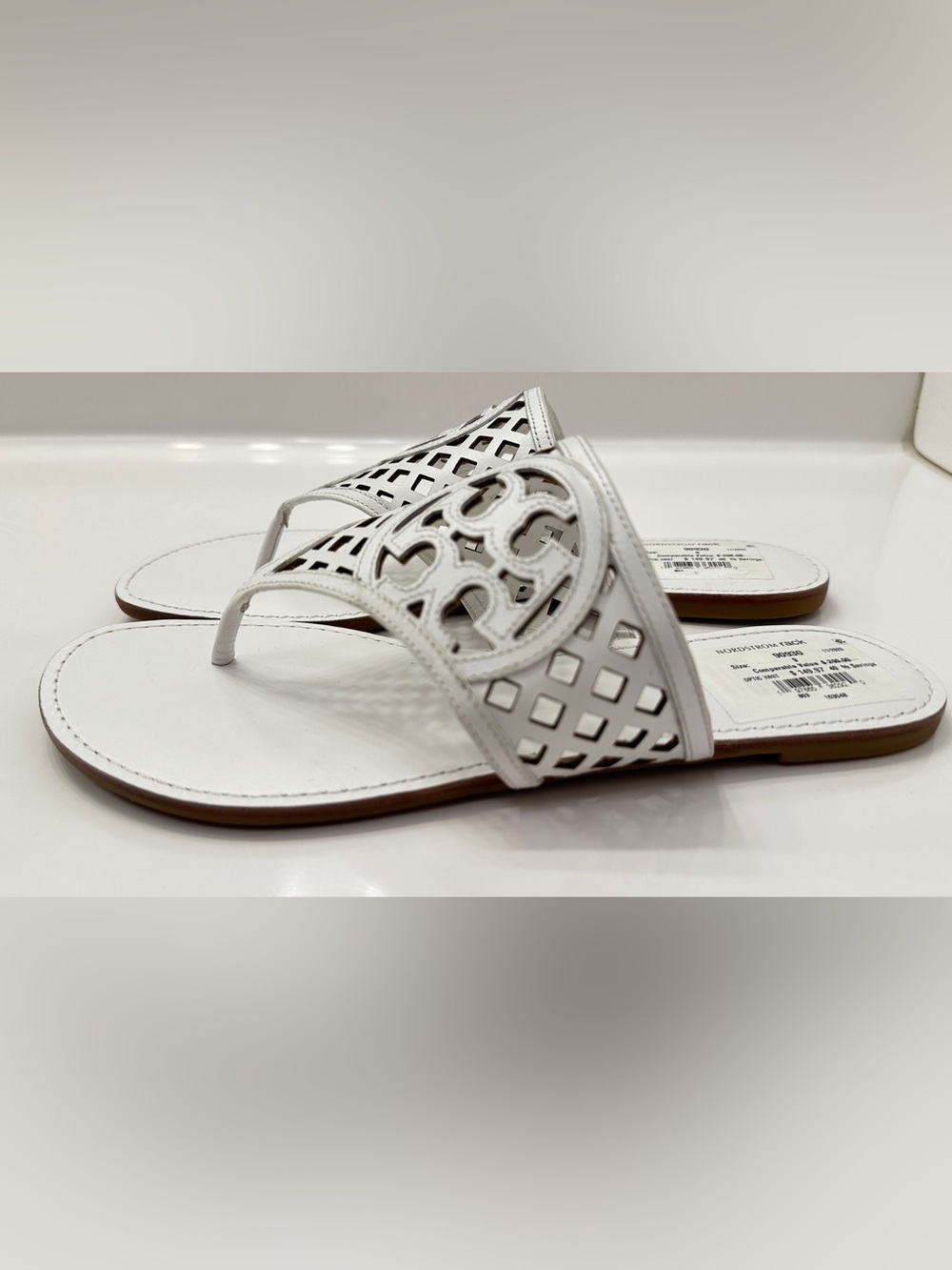 NWT Tory Burch perforated logo thong sandals - Picture 4 of 5